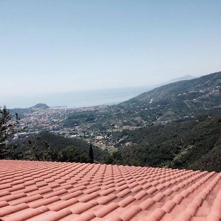 The House In The Green Affitta Camere Casarza Ligure Exterior foto